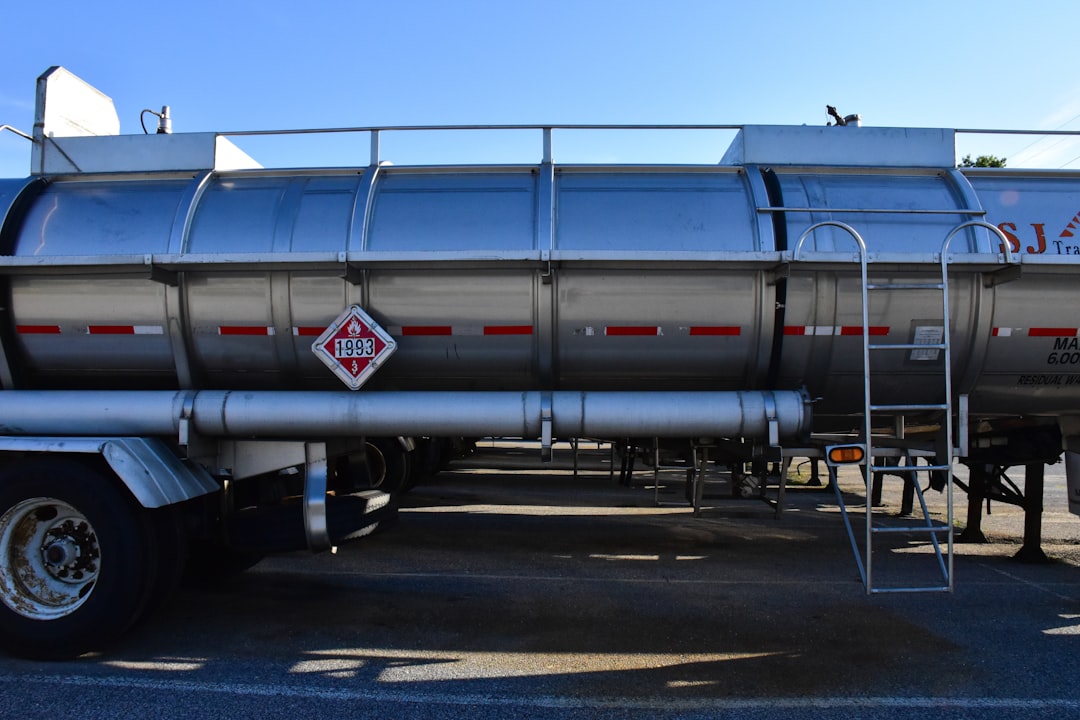 Tank leeg gereden en auto start niet meer: dit doe je stap voor stap